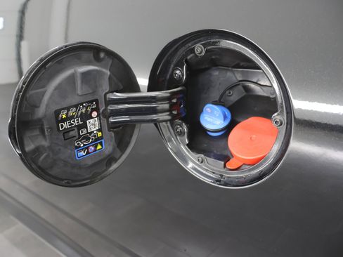 Used 2021 RAM 3500 Tradesman image 29