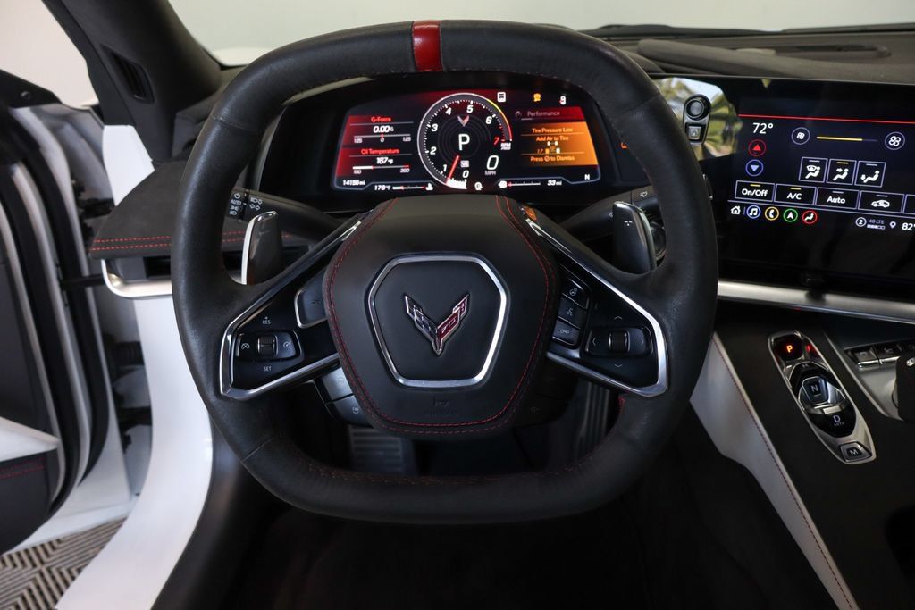 Used 2023 Chevrolet Corvette Stingray Premium Conv w/ Z51 Performance Package RWD image 22