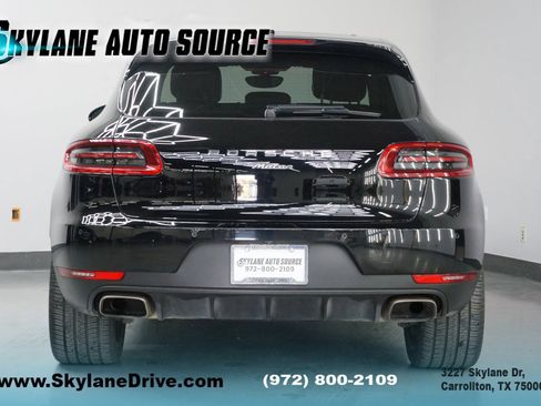 Used 2018 Porsche Macan Sport Edition image 7