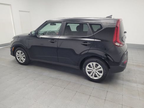 Used 2020 Kia Soul LX image 3