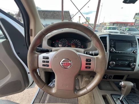 Used 2017 Nissan Frontier SV AWD/4WD image 15