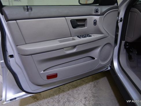 Used 2004 Mercury Sable GS FWD image 7