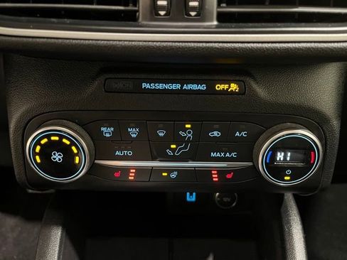 Used 2020 Ford Escape SEL image 29