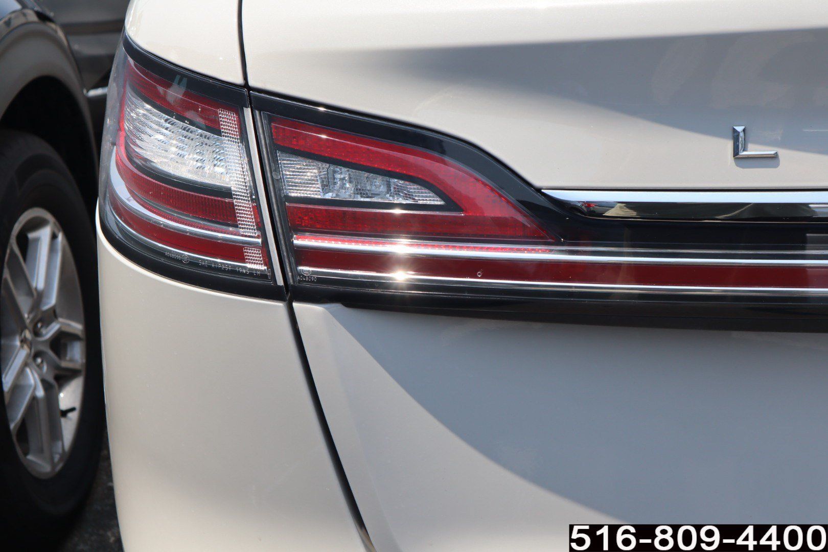 Used 2022 Lincoln Nautilus Reserve AWD/4WD image 21
