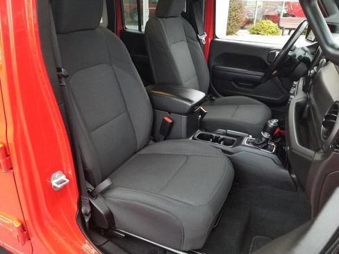 Certified 2022 Jeep Wrangler Unlimited Sport image 12