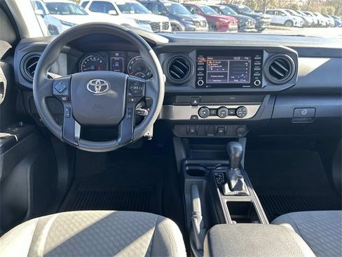 Used 2022 Toyota Tacoma SR image 14