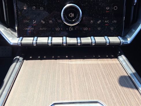 New 2026 GMC Acadia Denali w/ Super Cruise Package FWD image 20