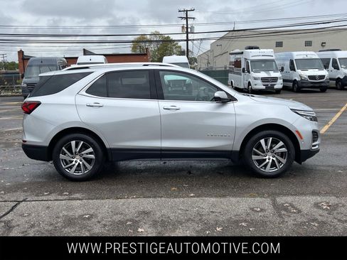 Used 2022 Chevrolet Equinox Premier image 7