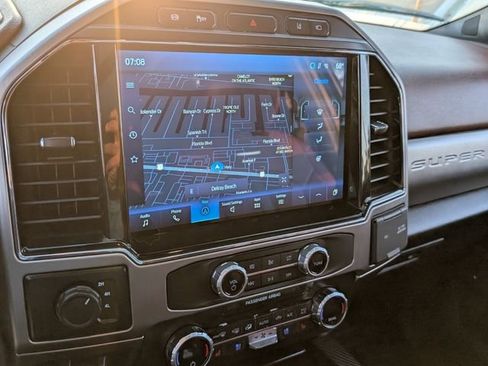 Used 2022 Ford F450 Platinum image 19