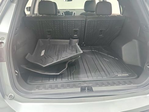 Used 2024 Chevrolet Equinox LT AWD/4WD image 23