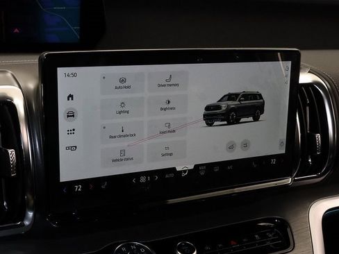 New 2025 Ford Expedition Platinum w/ Driver's Package image 23