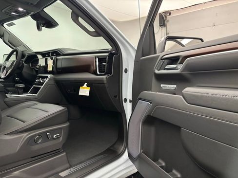 New 2026 GMC Sierra 1500 Denali w/ Denali Reserve Package image 39