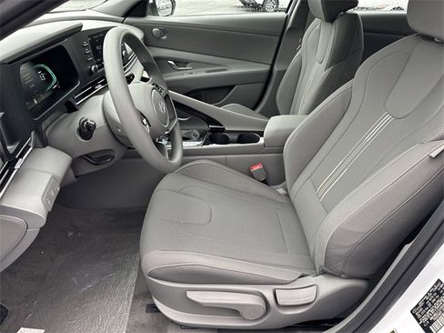 New 2026 Hyundai Elantra Blue image 9