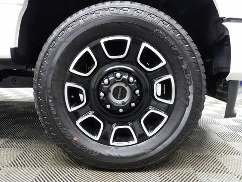 Used 2026 Ford F250 Platinum AWD/4WD image 11