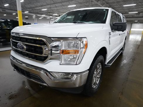 Used 2022 Ford F150 XLT w/ Equipment Group 301A Mid AWD/4WD image 12