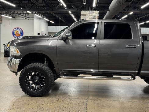 Used 2014 RAM 2500 Laramie AWD/4WD image 5
