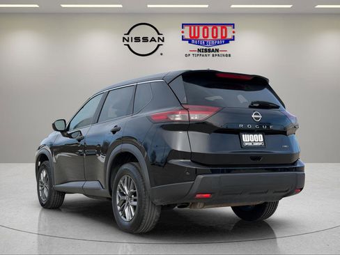 Used 2024 Nissan Rogue S image 5