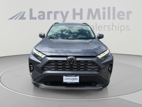 Used 2023 Toyota RAV4 Limited AWD/4WD image 8