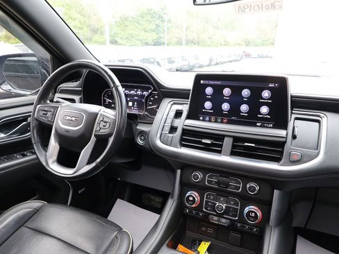 Used 2021 GMC Yukon XL SLT w/ SLT Premium Package AWD/4WD image 33