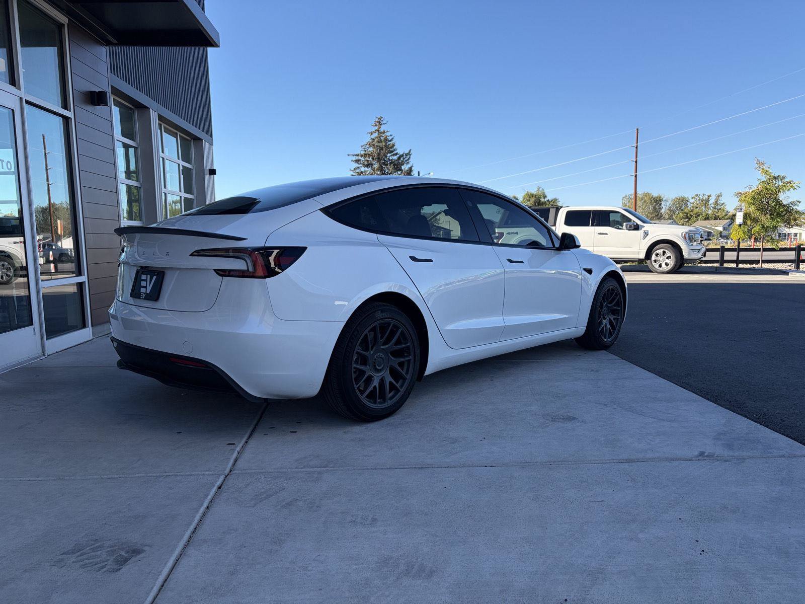 Used 2025 Tesla Model 3 Long Range RWD image 7
