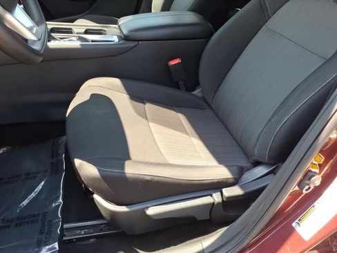 Used 2025 Nissan Sentra SV FWD image 19