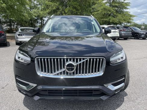 Used 2025 Volvo XC90 B5 Plus w/ Protection Package Premier AWD/4WD image 8