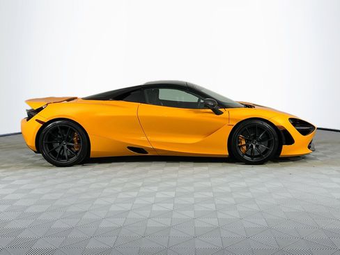 Used 2022 McLaren 720S Performance RWD image 32