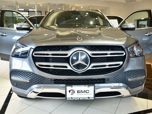Used 2023 Mercedes-Benz GLE 350 4MATIC w/ Premium Package image 2