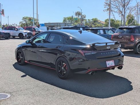 Used 2022 Hyundai Elantra N image 8