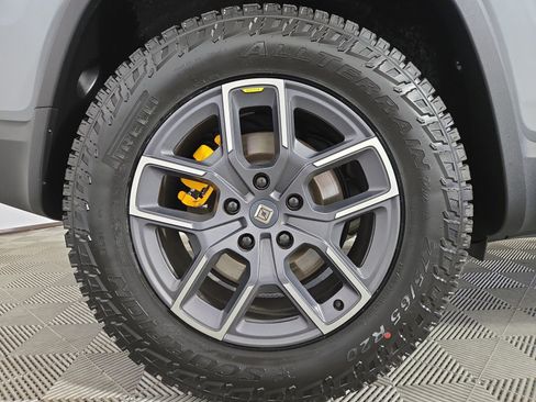 Used 2023 Rivian R1S Adventure Quad AWD/4WD image 12