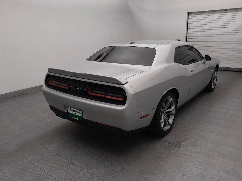 Used 2020 Dodge Challenger R/T RWD image 9