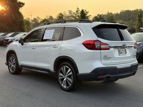 Used 2022 Subaru Ascent Limited w/ Technology Package AWD/4WD image 5
