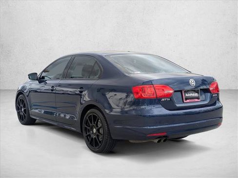 Used 2011 Volkswagen Jetta SE image 8