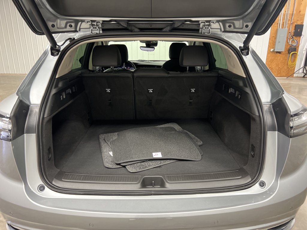 Certified 2023 Buick Envision Avenir AWD/4WD image 12