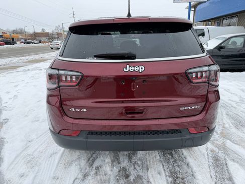 Used 2022 Jeep Compass Sport image 29