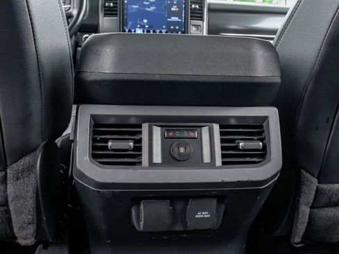 Used 2024 Ford F350 Lariat image 35