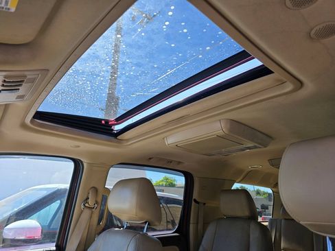 Used 2014 GMC Yukon XL Denali AWD/4WD image 11