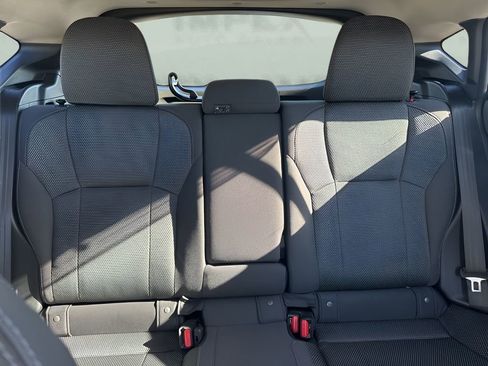 Used 2024 Subaru Crosstrek 2.0i Premium image 12