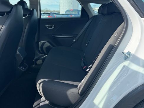 New 2026 Kia K4 LXS image 11