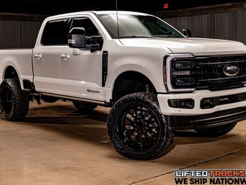 Used 2026 Ford F250 Platinum image 1