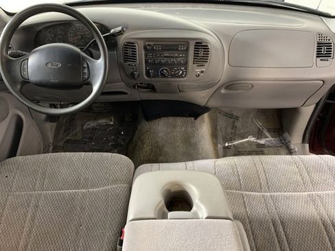 Used 1997 Ford F150 XLT image 16