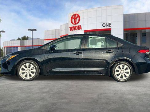Certified 2024 Toyota Corolla LE image 9