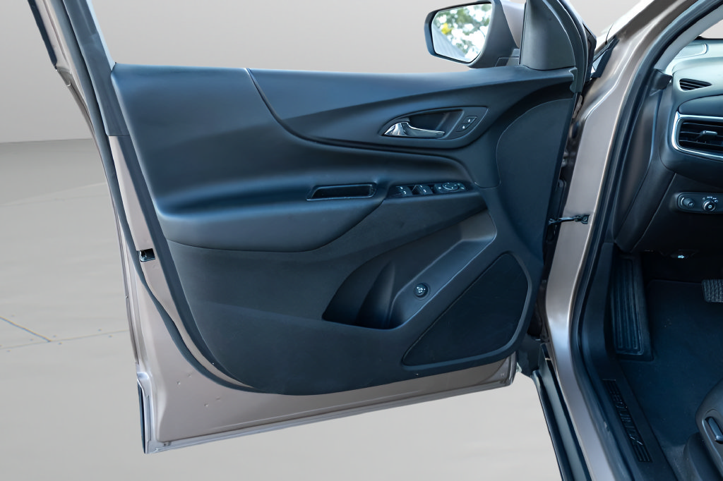 Used 2019 Chevrolet Equinox LT FWD image 13