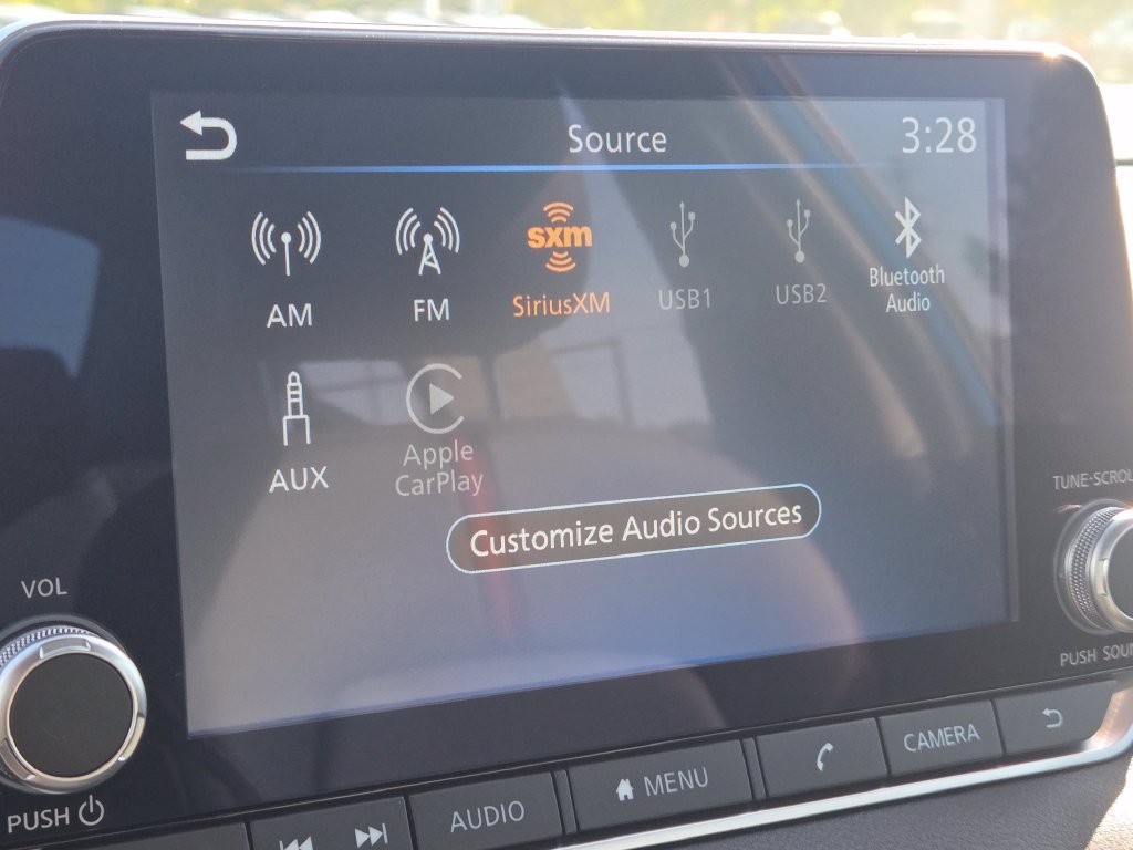 Certified 2025 Nissan Sentra SR w/ SR Premium Package FWD image 7