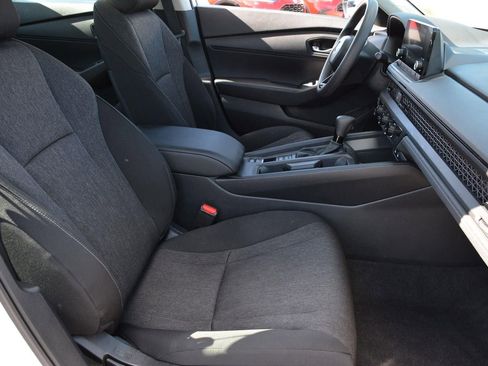 Used 2024 Honda Accord LX image 19