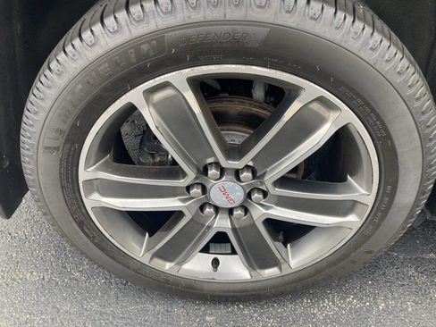 Used 2017 GMC Acadia Denali w/ Technology Package image 27