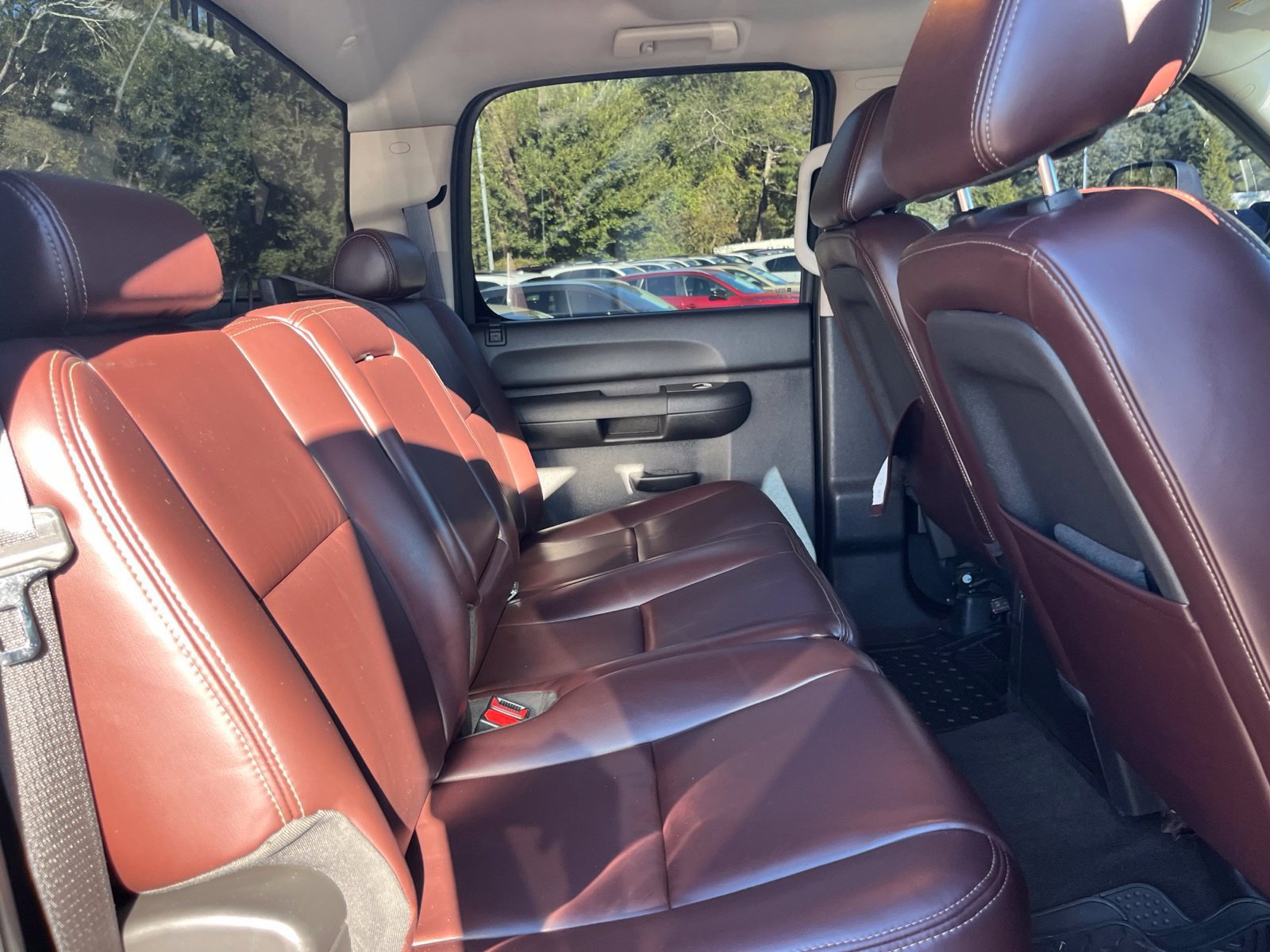Used 2010 Chevrolet Silverado 2500 LT w/ Interior Plus Package AWD/4WD image 29