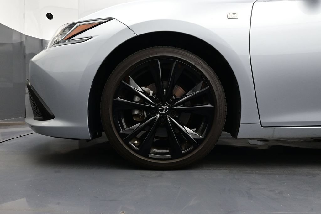 Used 2023 Lexus ES 350 F Sport w/ Accessory Package (Z1) FWD image 6
