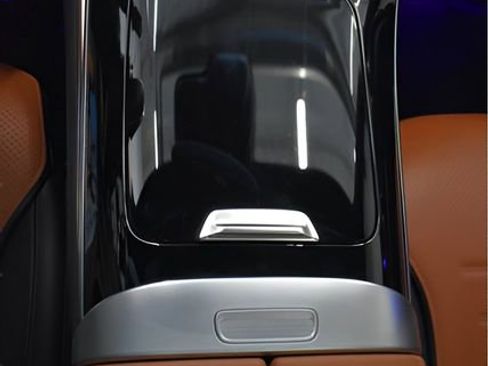 Used 2024 Mercedes-Benz GLC 300 GLC 300 Coupe 4matic image 30