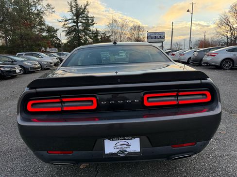 Used 2015 Dodge Challenger SXT Plus w/ Driver Convenience Group image 7